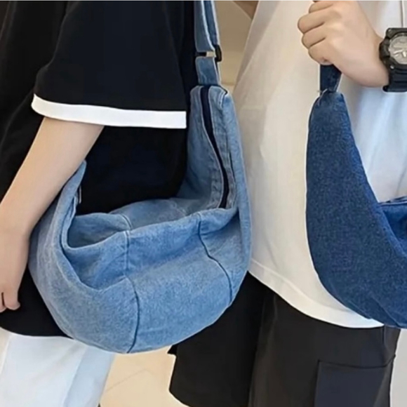 Unisex Denim Crossbody Sling Bag NWT - Picture 3 of 9